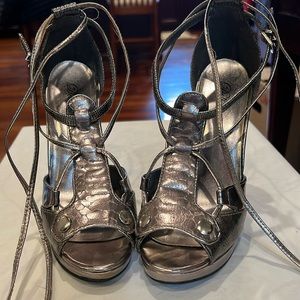 Delicious Metallic Gladiator Pumps